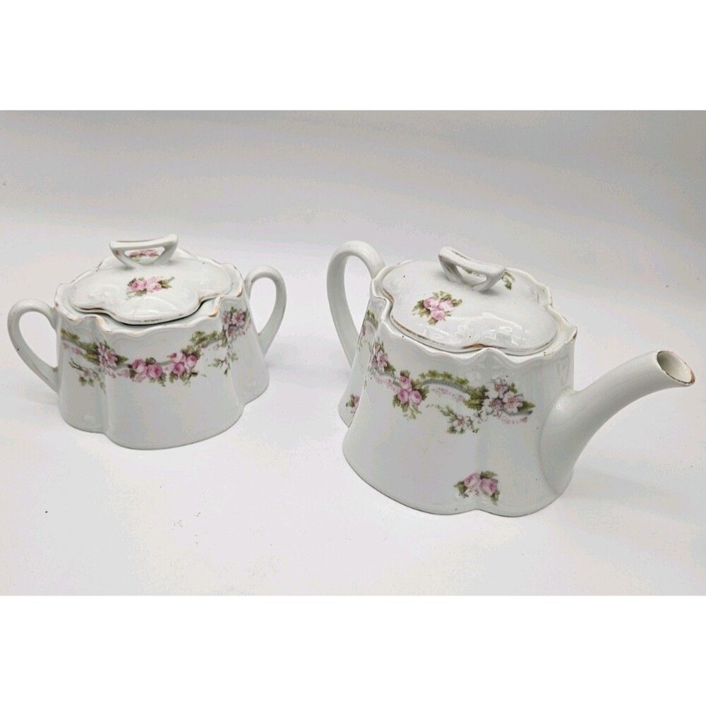 Vintage Z. S. & C. Bavania Porcelain Tea Pot & Sugar Bowl w/Covers Roses
